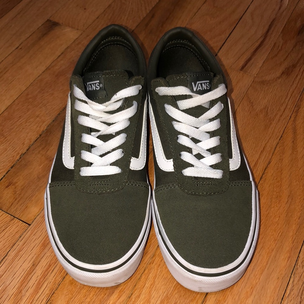 Women’s Vans old skool suede